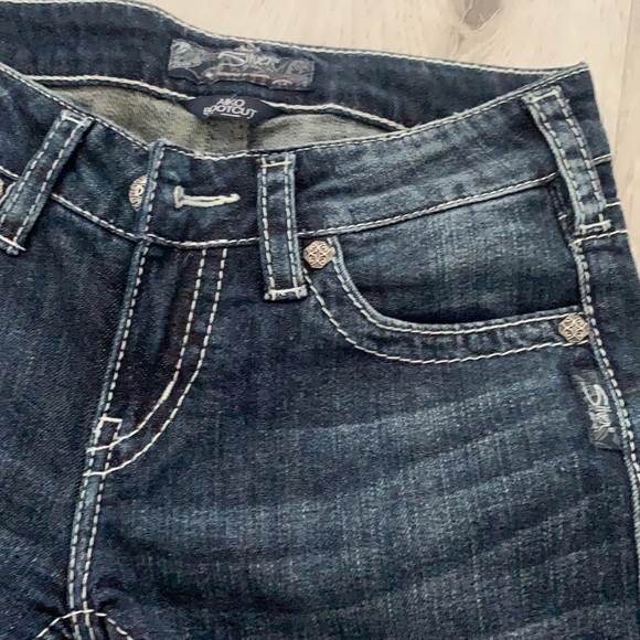 Silver Jeans Co | Aiko Bootcut Jeans Size‎ W 26/L 31 embroidered - Picture 7 of 16